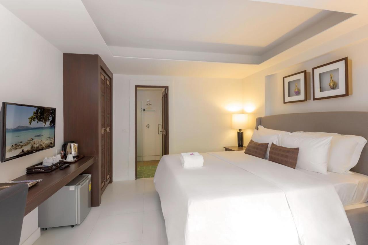 The Top Patong Resort Luaran gambar